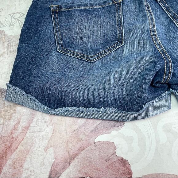Old Navy The Diva Denim Shorts Distressed Size 8 Cut offs - Picture 9 of 11